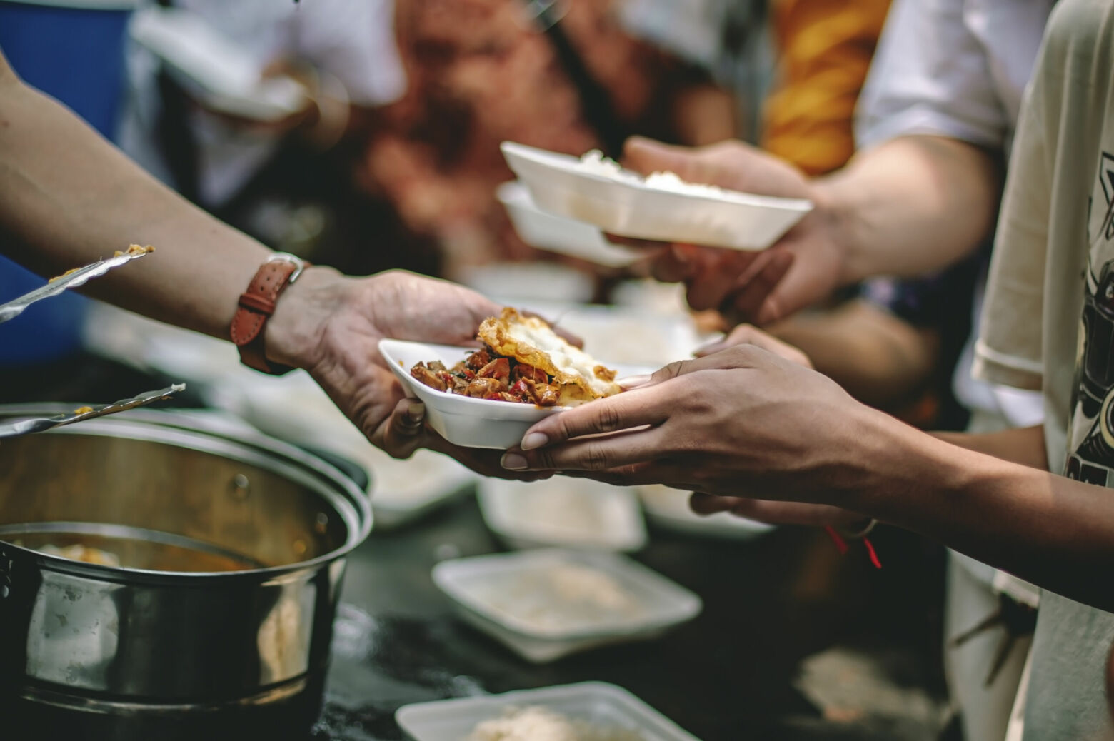 Tous à table ! Sortie d’un nouveau guide édité par la FEP